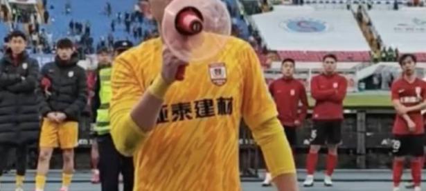 包含兰斯新赛季主场开门迎客，球迷期待高涨的词条